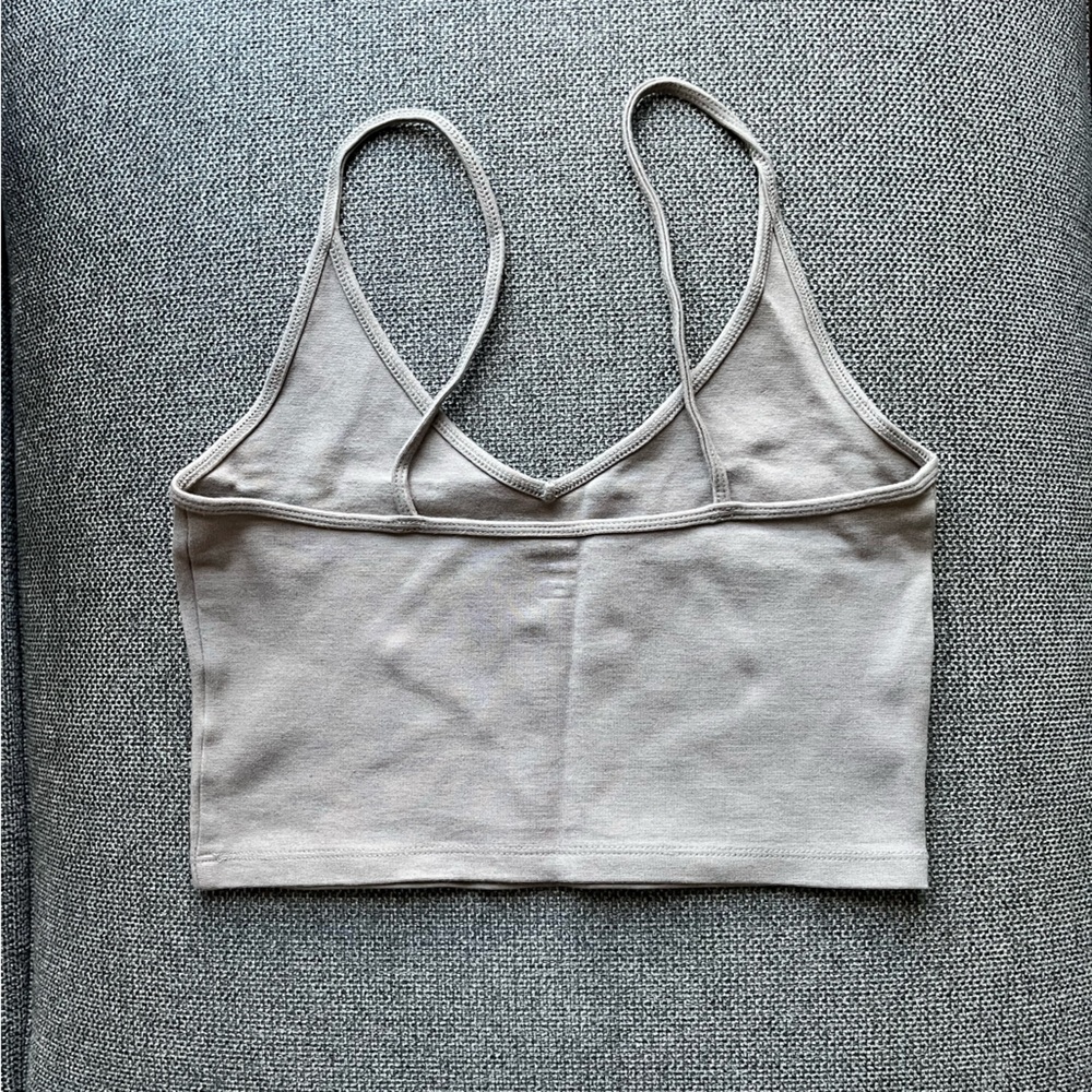 Sunday Best Cropped Tank - Picture 2 of 6